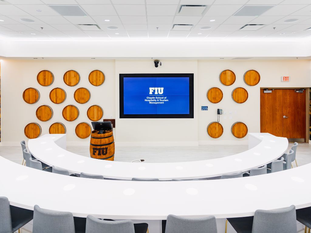 Mobile Banner FIU Club Page